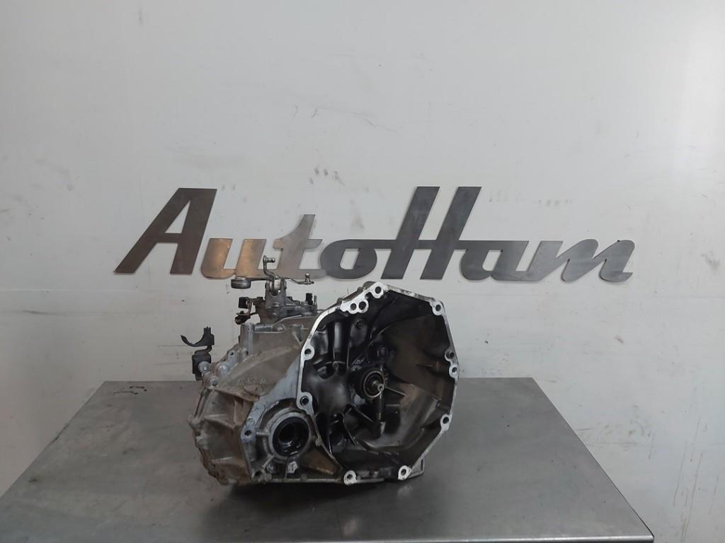 VERSNELLINGSBAK SCHAKEL Suzuki Celerio (LF) (01-2014/-), Gebruikt, Suzuki