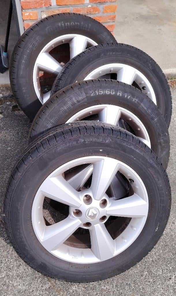 Banden met velgen Renault/Nissan 17", Auto-onderdelen, Banden en Velgen, Ophalen, 17 inch, Band(en), Terreinwagen