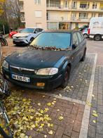 Mazda 323F, Autos, Achat, Boîte manuelle, Noir, 5 portes