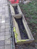 gratis betonnen voederbakken/bloembakken, Ophalen