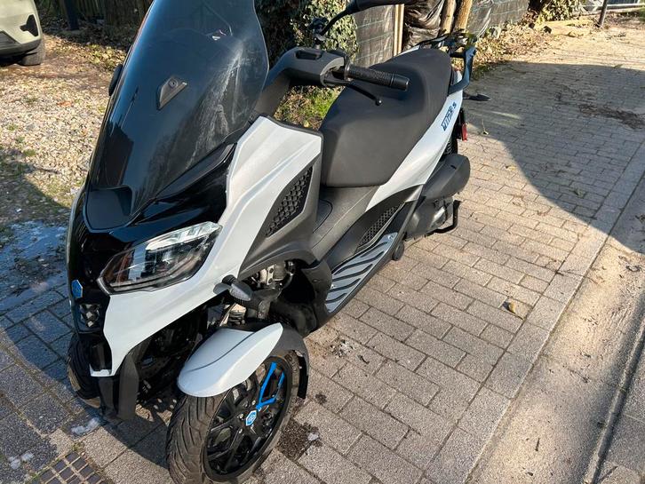 Piaggio mp3 310cc hpe sport, Motoren, Motoren | Piaggio, Particulier, Sport, 12 t/m 35 kW, ABS, Cardan-aandrijving, LED Verlichting