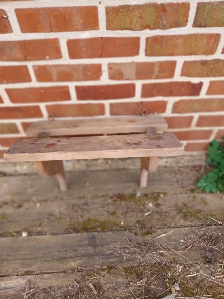 Étagère suspendue authentique, Enlèvement