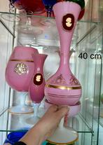 8 magnifiques anciens vases de Toscane en opaline., Ophalen