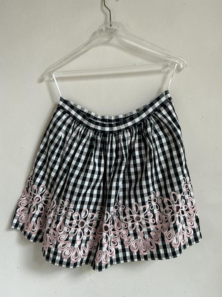 Mini-jupe Moschino Boutique taille 38, Vêtements | Femmes, Jupes, Comme neuf, Enlèvement ou Envoi