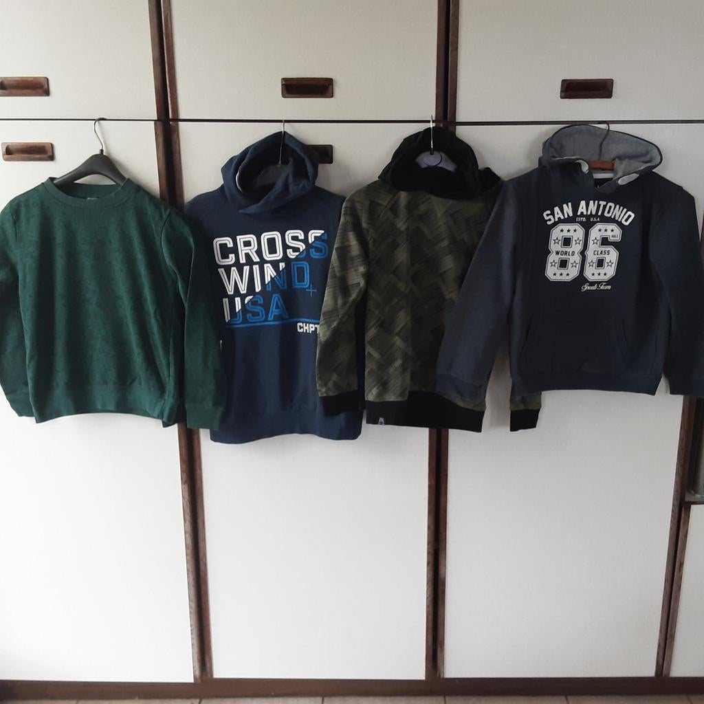 4 sweaters maat 146, Ophalen of Verzenden, Gebruikt