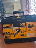 Dewalt DCN692P2, Doe-het-zelf en Bouw, Ophalen