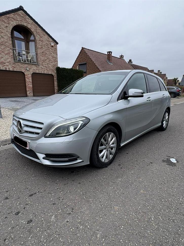 Mercedes B 180 CDI – Automatique – 2014 – Bien équipée, Autos, Mercedes-Benz, Particulier, Classe B, Intérieur cuir, Diesel, Automatique