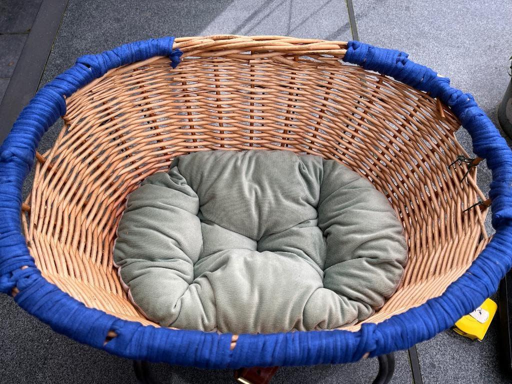 Lit pour chien en osier, Animaux & Accessoires, Enlèvement, Utilisé, Roseau