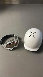 Ski helm +skibri, Sport en Fitness, Ophalen, Zo goed als nieuw, Ski