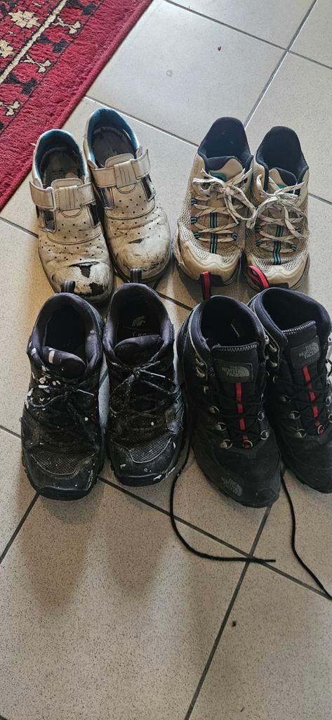 Maat 42 schoenen, Ophalen