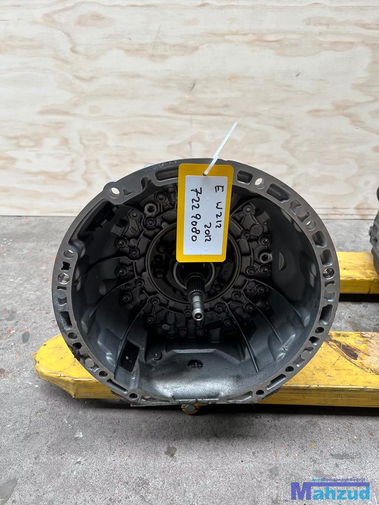 MERCEDES E KLASSE W212 Automaatbak versnellingsbak 7229080, Gebruikt, Mercedes-Benz AG, Mercedes-Benz, Mercedesstrasse 120
70372  Stuttgart, DE