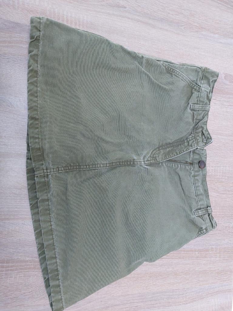 Rokje scouts en gidsen Vlaanderen 16, Ophalen