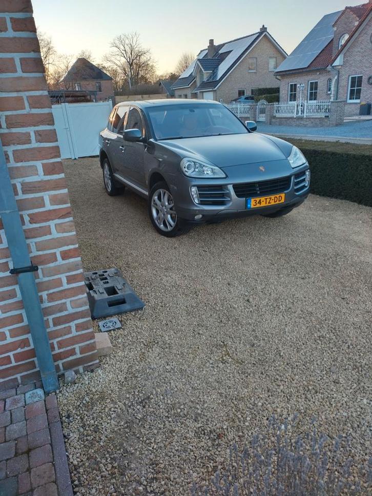 Une Porsche Cayenne s 2007 à toute épreuve, Autos, Porsche, Particulier, Cayenne, Attache-remorque, Essence, Brun, Brun, Cuir