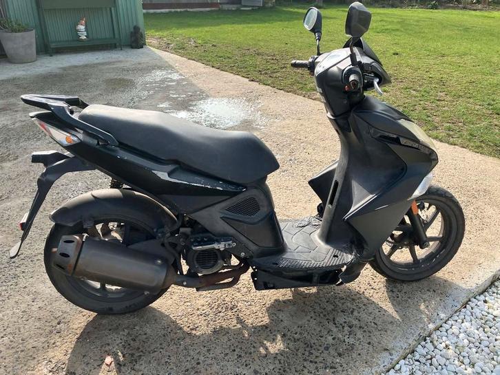 Kymco super 8 A klasse, Fietsen en Brommers, Scooters | Kymco, Zo goed als nieuw, Super 8, Ophalen of Verzenden