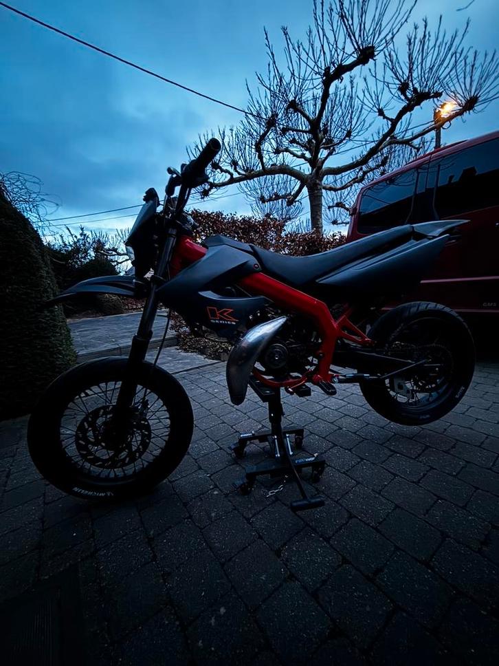 Derbi senda 2002, Fietsen en Brommers, Brommers | Crossbrommers, Zo goed als nieuw, Derbi, Ophalen