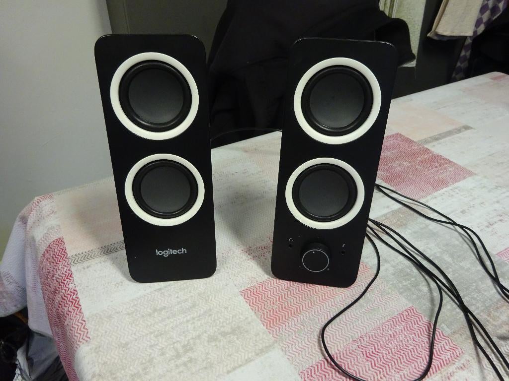 Logitech Speaker, Z200, Computers en Software, Pc speakers, Gebruikt, Overige typen, Ophalen