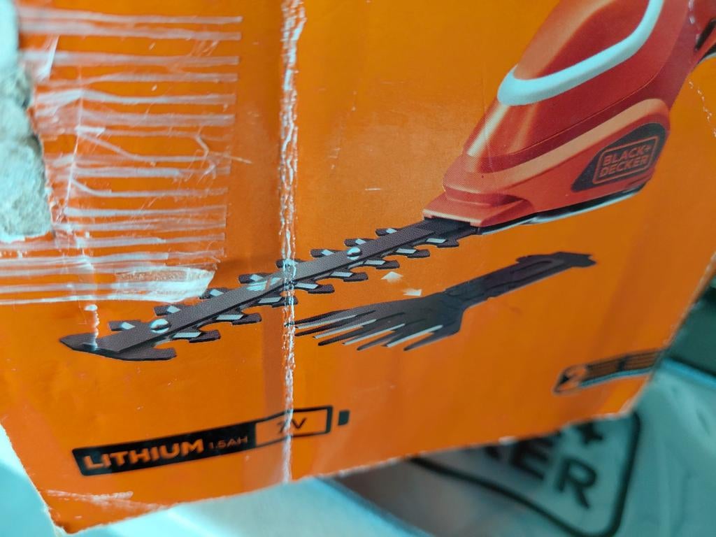 Snoei schaar op herlaad acu zo goed als nieuw, Tuin en Terras, Heggenscharen, Ophalen