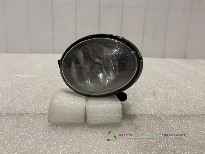 Feu antibrouillard avant droit d'un Volkswagen Touareg, Autos : Pièces & Accessoires, Éclairage, Volkswagen, Utilisé, 3 mois de garantie