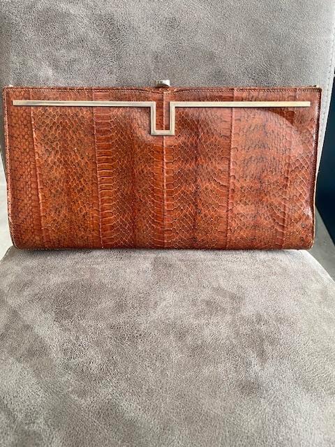 Vintage XL clutch slangenleer (python) 34 cm – jaren 70/80, Handtassen en Accessoires, Tassen | Damestassen, Ophalen