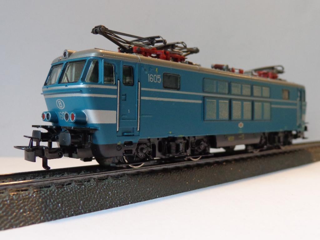 Marklin ho sncb/nmbs Loco électrique 3152 Type 16., Hobby & Loisirs créatifs, Trains miniatures | HO, Enlèvement ou Envoi, Utilisé