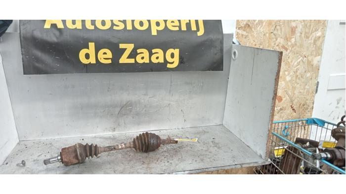 Aandrijfas links-voor van een Opel Tigra, Auto-onderdelen, Gebruikt, -, -, Opel