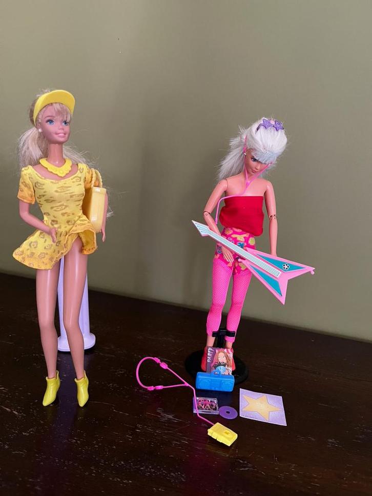 Barbie en Ken set, Enfants & Bébés, Jouets | Poupées, Comme neuf, Barbie, Enlèvement ou Envoi
