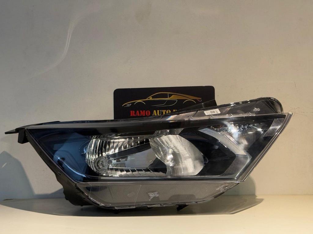 HYUNDAI I20 RECHTS KOPLAMP 92102Q0000, -, 3 mois de garantie, Utilisé, Hyundai
