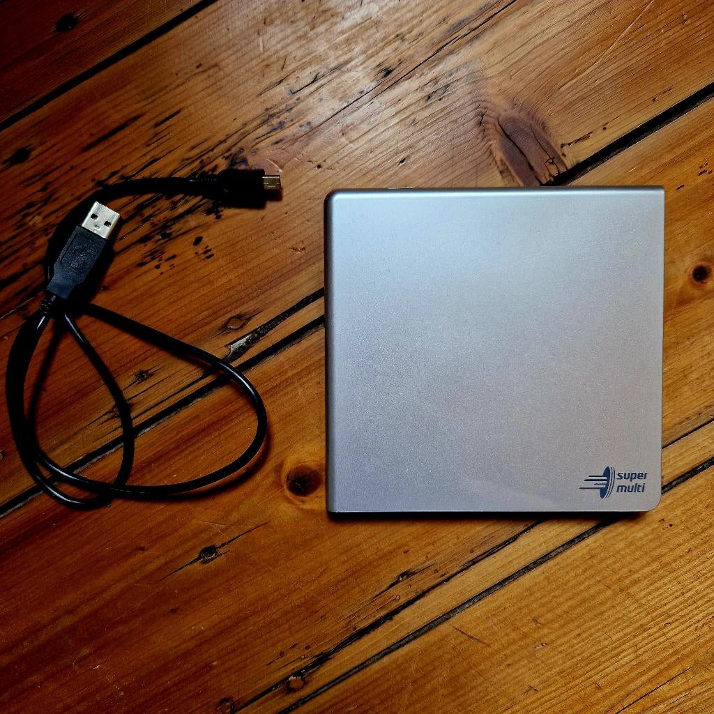 LG Draagbare DVD speler - brander, Ophalen, Zo goed als nieuw, LG, Draagbaar