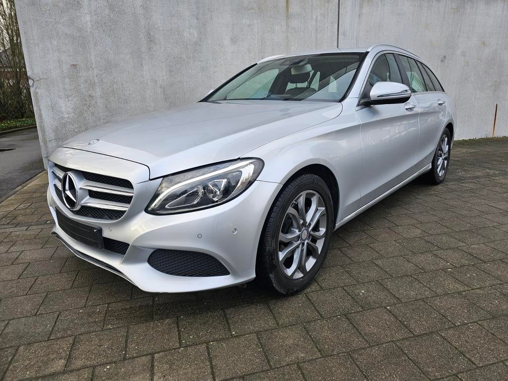 Mercedes C180 avantgarde benzine, Auto's, Achterwielaandrijving, Euro 6, 4 cilinders, Leder en Stof