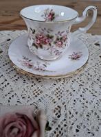 Schoteltje, Royal Albert, Lavender Rose, dames kop & schotel, -, Comme neuf, Porcelaine, Tasse(s) et/ou soucoupe(s)