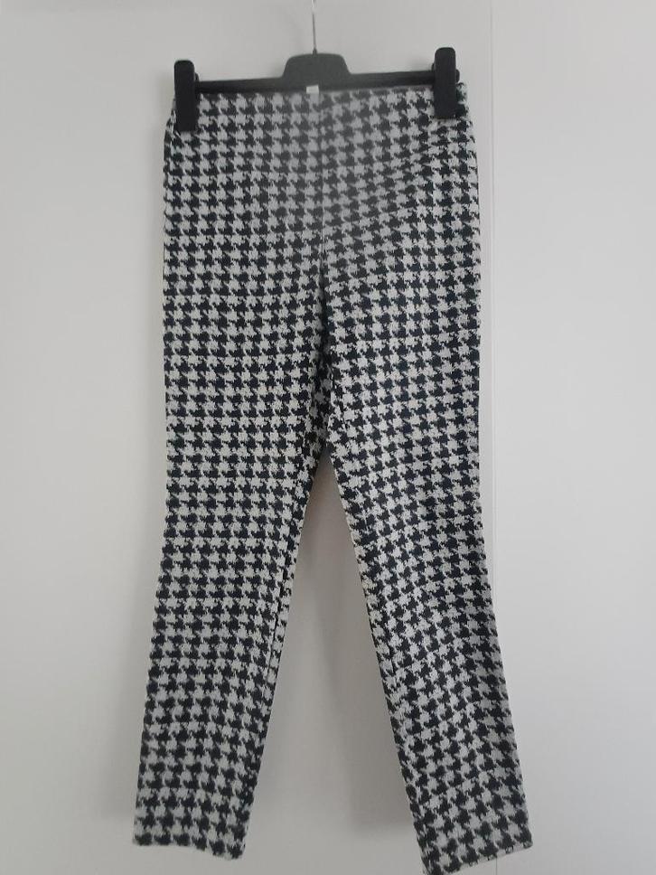 H&M - Joli legging (taille 38), Vêtements | Femmes, Culottes & Pantalons, Neuf, Taille 38/40 (M), Autres couleurs, Longs, Enlèvement ou Envoi