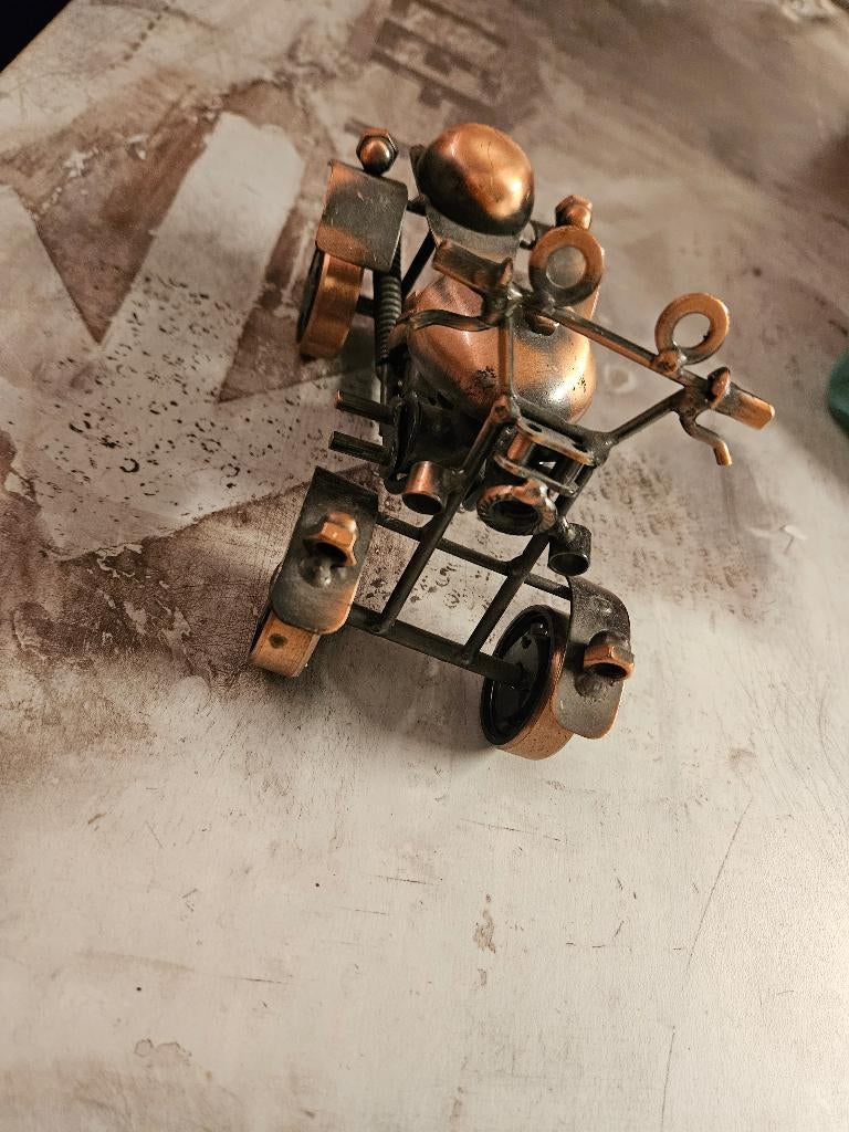 quad en metal, Collections, Collections Autre, Enlèvement