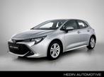 Toyota Corolla Hatchback 1.8 Hybrid Dynamic e-CVT, 1360 kg, Argent ou Gris, Entreprise, Corolla