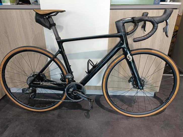 Scott addict rc 20 meduim, Fietsen en Brommers, Fietsen | Racefietsen, Ophalen