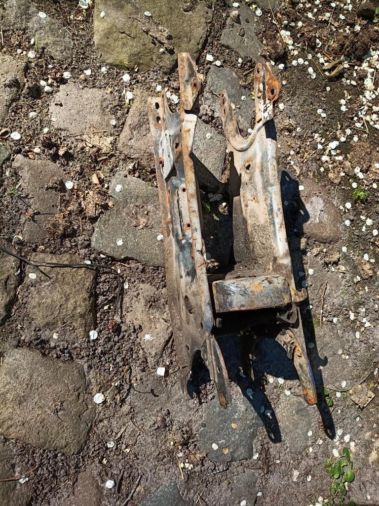 Honda Camino rechte Achterbrug, Ophalen