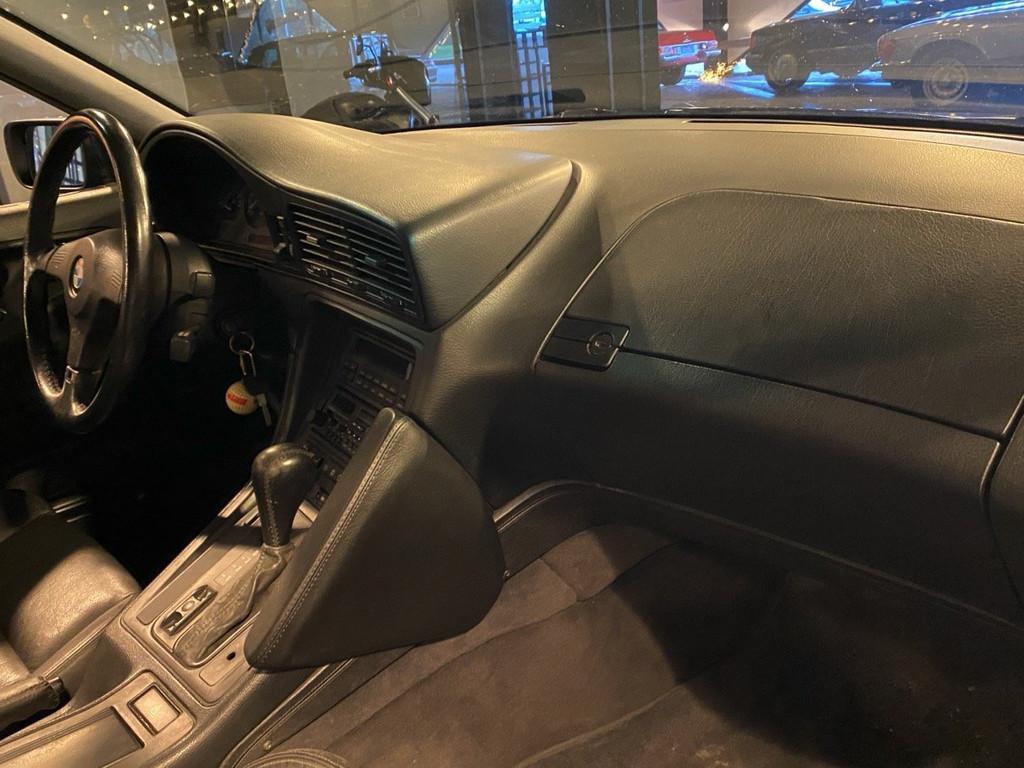 BMW 8 Serie 850 Coupé E31 (bj 1991, automaat), Auto's, Automaat, 5000 cc, Blauw, Bedrijf