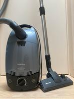 Aspirateur Miele S711 (300-1800W) Platinum Metallic Power, Enlèvement ou Envoi, Utilisé, Sac à poussière, Aspirateur
