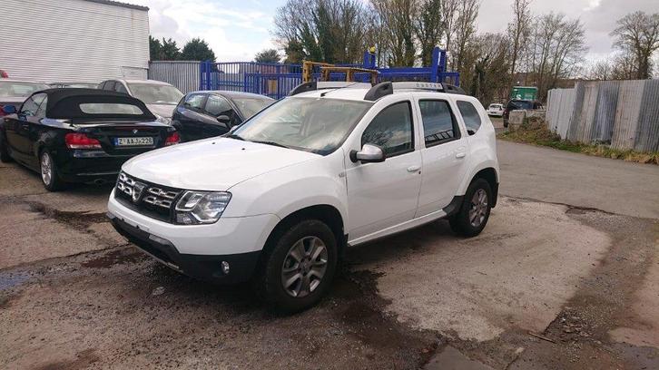 Dacia duster 1200cc essence 2016 105000km 1 prop clim GARANT, Auto's, Dacia, Bedrijf, Te koop, Duster, ABS, Airbags, Airconditioning