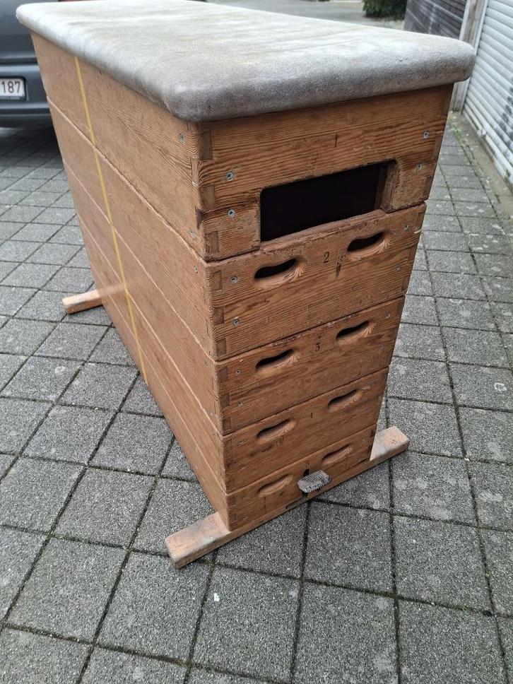 turntoestel plint, op verstelbare wieltjes, Sport en Fitness, Turnen, Gebruikt, Materiaal, Ophalen