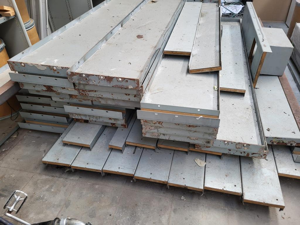 Bunker (Preppers), Bricolage & Construction, Enlèvement, Utilisé, Autres matériaux, 20 à 50 mm