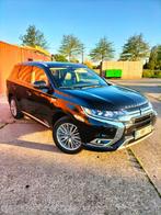 Mitsubishi Outlander PHEV, Autos, SUV ou Tout-terrain, 5 places, Hybride Électrique/Essence, Noir