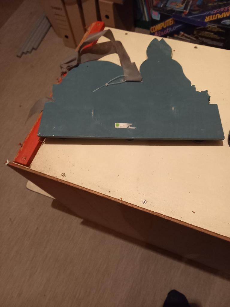 2 zeer mooie kleine kapstokken konijn.en clow, Ophalen, Zo goed als nieuw, Hout, Kinderkapstok