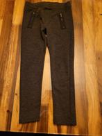Grijze legging met achterzakken mt 104/110, Kinderen en Baby's, Ophalen of Verzenden, Zo goed als nieuw