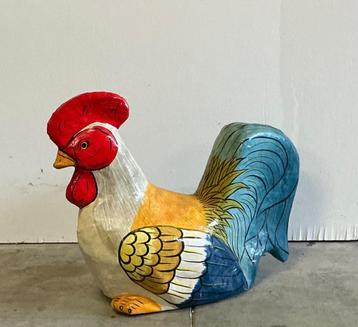 Grote kip in papier Marché beschikbaar voor biedingen