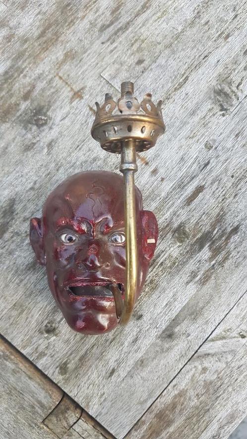 Japans antiek papier mache Noh masker met een petrolium lamp, Antiek en Kunst, Antiek | Verlichting, Ophalen of Verzenden