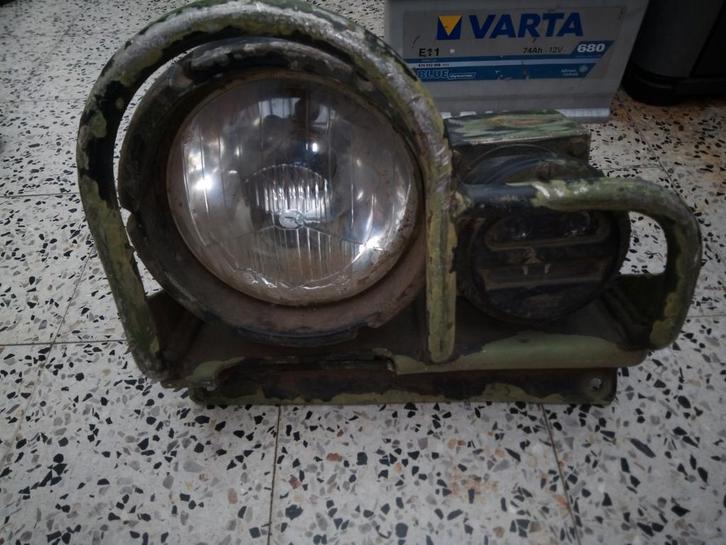 linker koplamptank met verduistering, Verzamelen, Militaria | Algemeen, Landmacht, Overige typen, Ophalen of Verzenden