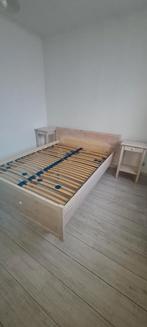 Lit double avec sommiers et 2 commodes, Enlèvement, 200 cm, Bois, Deux personnes