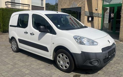 Peugeot Partner * AUTOMAAT * MET 1J GARANTIE * €205/maand, Auto's, Bestelwagens en Lichte vracht, Bedrijf, Te koop, ABS, Airbags