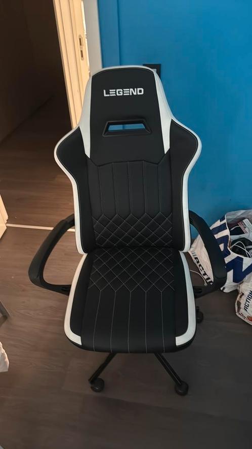 Gaming stoel, Huis en Inrichting, Bureaustoelen, Zo goed als nieuw, Bureaustoel, Zwart, Gaming bureaustoel, Ophalen