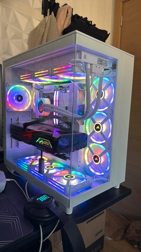 High-End Gaming PC – Ryzen 9 9950X3D | RTX 5080 Vanguard, Computers en Software, Desktop Pc's, Nieuw, 4 Ghz of meer, SSD, 64 GB of meer